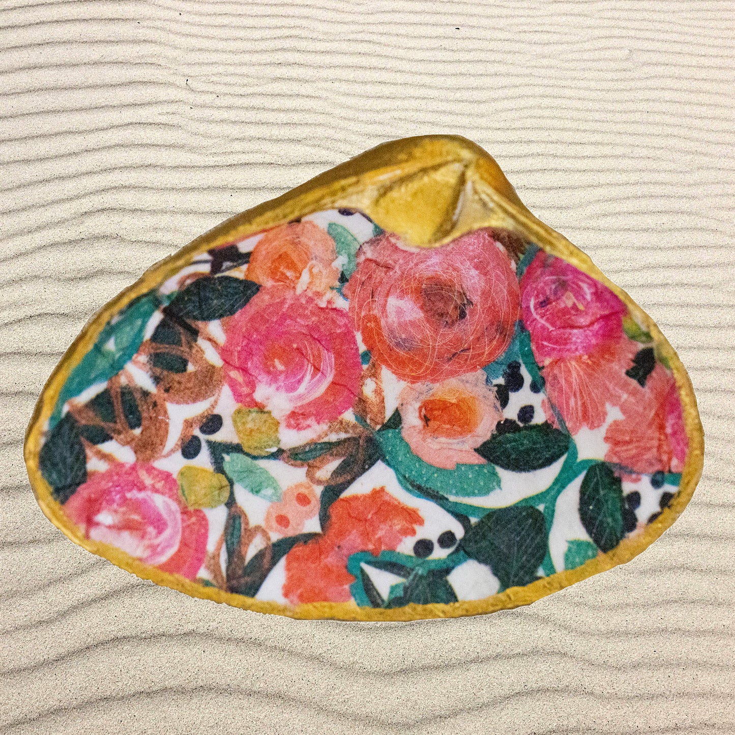 Rose Garden Decoupage Shell
