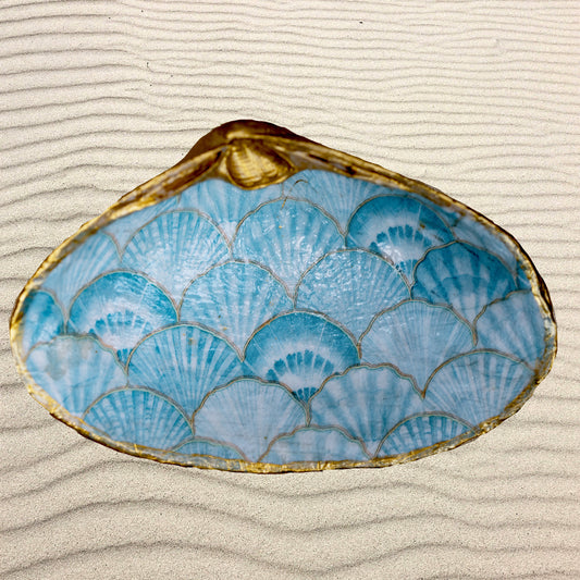 Decoupage Designed Shell-Blue Scallop Shells